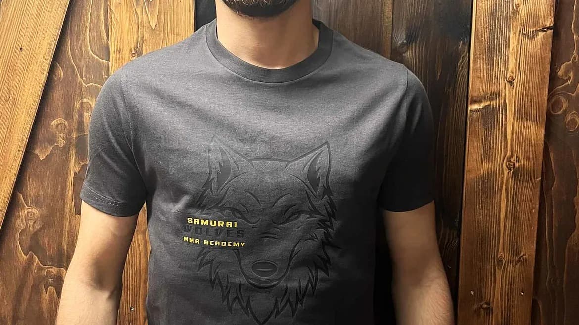 T-shirts finns att köpa på gymmet!